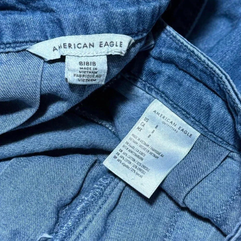 American Eagle Chambray Mini Skirt Size 8 Blue Pleated Skort Denim Look - Picture 4 of 4